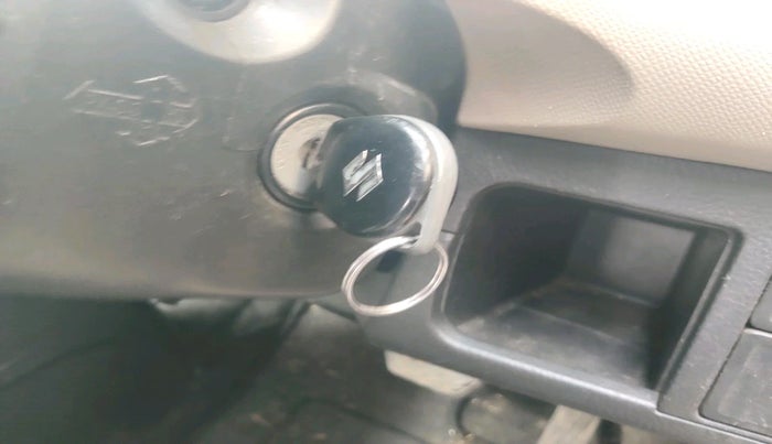 2017 Maruti Wagon R 1.0 VXI AMT, Petrol, Automatic, 55,534 km, interior