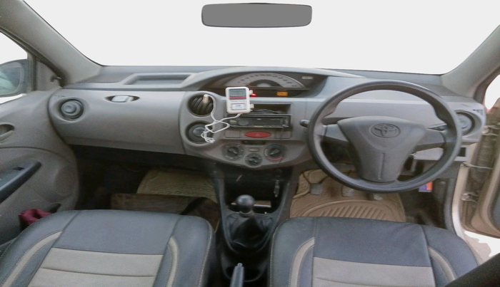 2011 Toyota Etios Liva G, Petrol, Manual, 67,391 km, interior