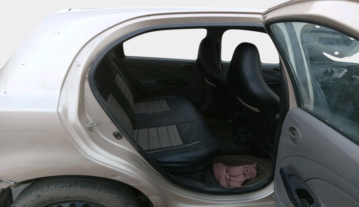 2011 Toyota Etios Liva G, Petrol, Manual, 67,391 km, interior