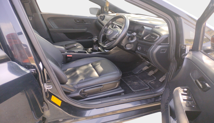 2023 Tata ALTROZ XZ Plus i-Turbo (S) Dark Edition, Petrol, Manual, 53,686 km, interior