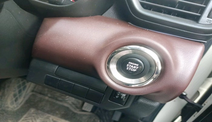 2024 Maruti Grand Vitara DELTA SMART HYBRID AT, Petrol, Automatic, 24,974 km, interior