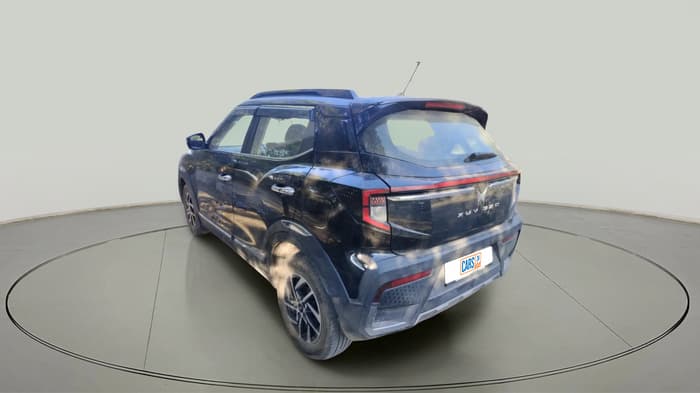 2025 Mahindra XUV 3XO AX5 1.2 L TCMPFi, Petrol, Manual, 29,581 km, exterior