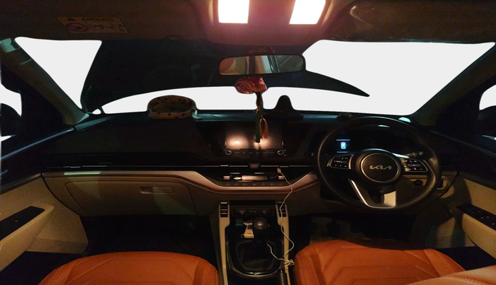 2022 KIA CARENS PRESTIGE PLUS 1.4 PETROL 7 STR, Petrol, Manual, 24,916 km, interior