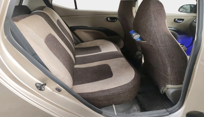 2011 Hyundai i10 MAGNA 1.2, Petrol, Manual, 1,06,399 km, interior