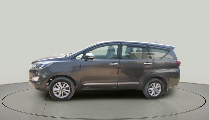 2017 Toyota Innova Crysta 2.4 VX 7 STR, Diesel, Manual, 1,31,610 km, exterior