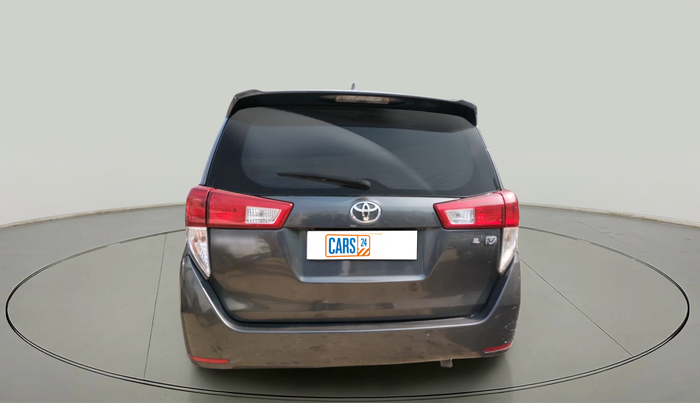 2017 Toyota Innova Crysta 2.4 VX 7 STR, Diesel, Manual, 1,31,610 km, exterior