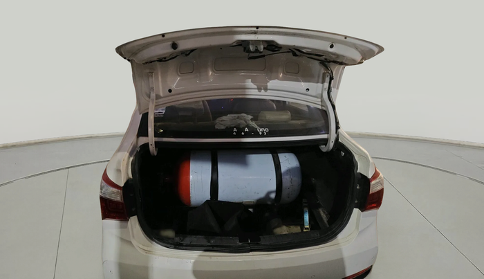 2018 Hyundai Xcent E+, Petrol, Manual, 1,59,836 km, exterior