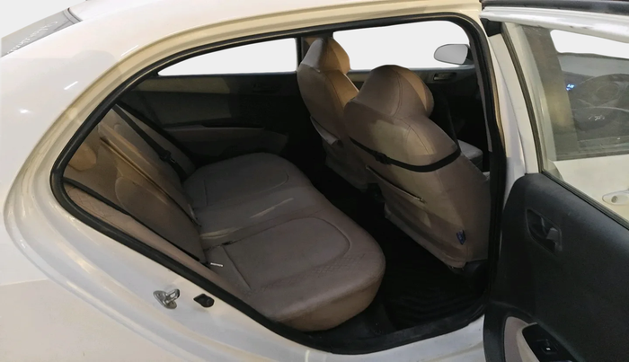 2018 Hyundai Xcent E+, Petrol, Manual, 1,59,836 km, interior