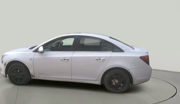 2011 Chevrolet Cruze LTZ, Diesel, Manual, 1,15,335 km, exterior