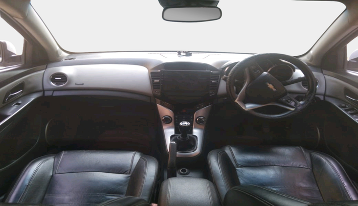 2011 Chevrolet Cruze LTZ, Diesel, Manual, 1,15,335 km, interior