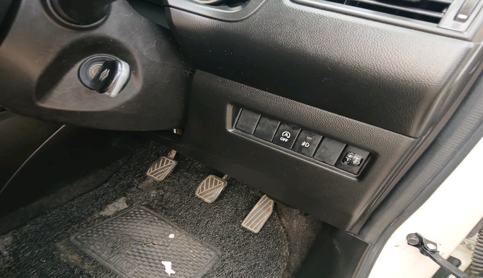 2022 Maruti Swift VXI, Petrol, Manual, 36,402 km, interior