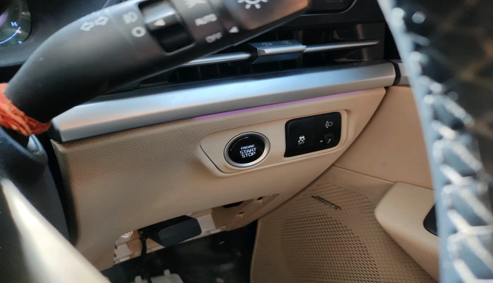 2022 KIA CARENS LUXURY PLUS 1.5 DIESEL 7 STR, Diesel, Manual, 55,226 km, interior