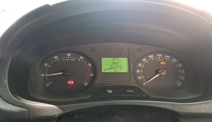 2011 Skoda Fabia ACTIVE PLUS 1.2 MPI, Petrol, Manual, 10,11,425 km, interior