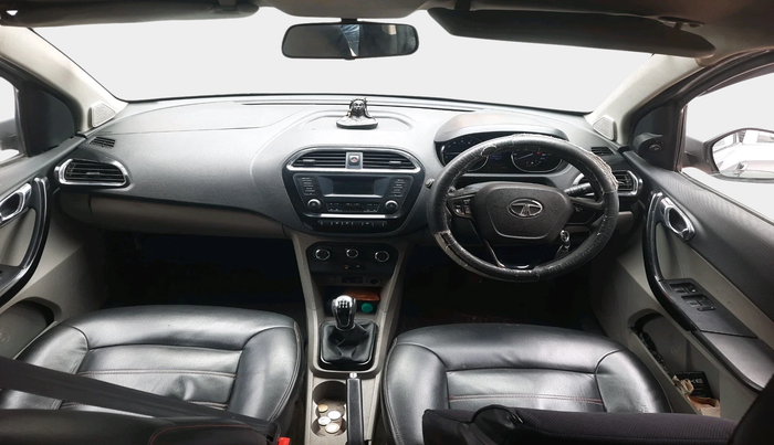 2018 Tata Tiago XZ PETROL, Petrol, Manual, 1,24,823 km, interior