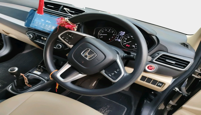 2023 Honda Amaze 1.2L I-VTEC VX, Petrol, Manual, 6,326 km, interior