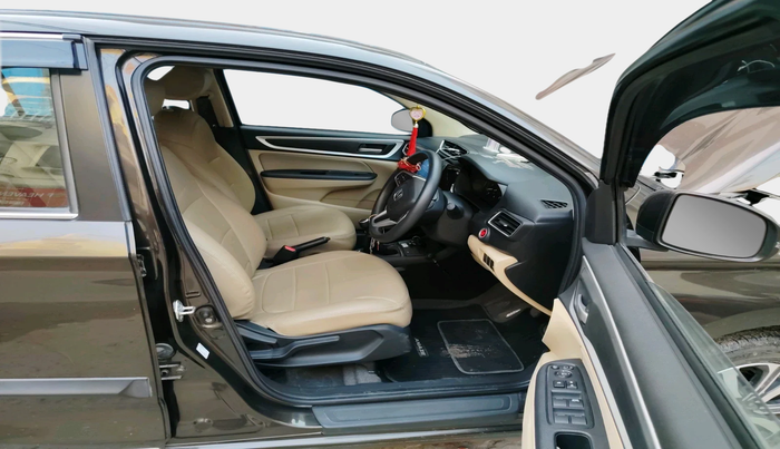 2023 Honda Amaze 1.2L I-VTEC VX, Petrol, Manual, 6,326 km, interior