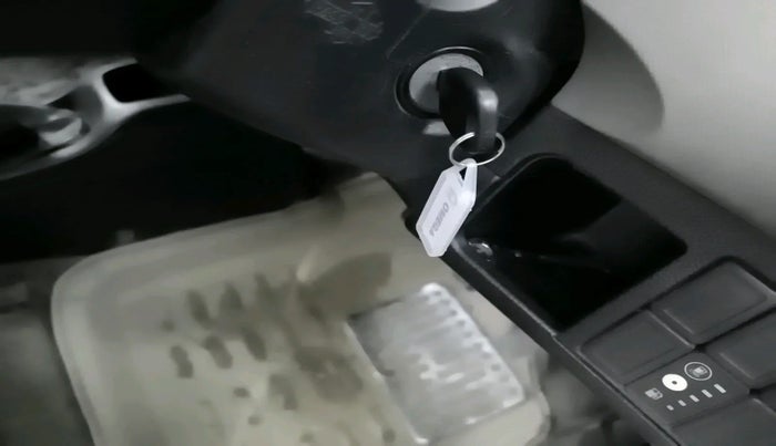 2013 Maruti Wagon R 1.0 LXI CNG, Petrol, Manual, 79,871 km, interior