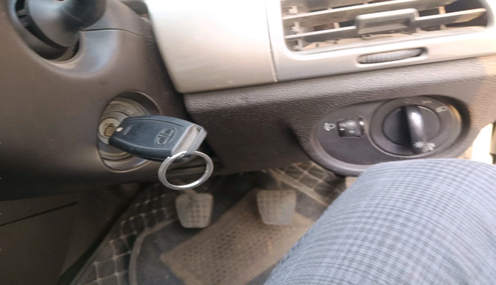 2018 Tata Safari Storme 2.2 EX 4X2, Diesel, Manual, 1,52,064 km, interior