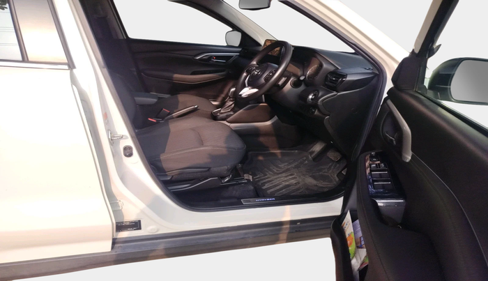 2024 Toyota URBAN CRUISER HYRYDER G AT NEO DRIVE, Petrol, Automatic, 24,754 km, interior