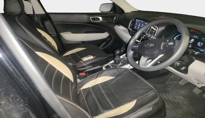 2023 Hyundai VENUE S(O) 1.2, Petrol, Manual, 3,048 km, interior