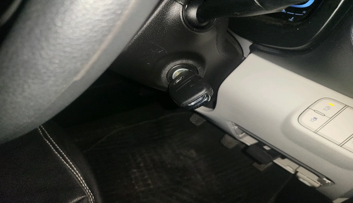 2023 Hyundai VENUE S(O) 1.2, Petrol, Manual, 3,048 km, interior