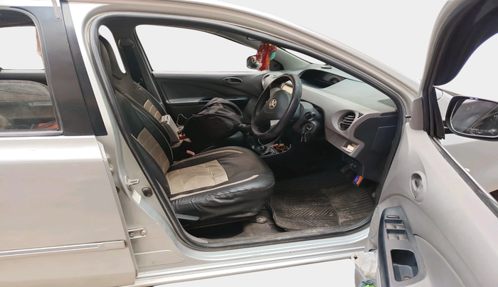 2011 Toyota Etios G SP, Petrol, Manual, 1,17,565 km, interior