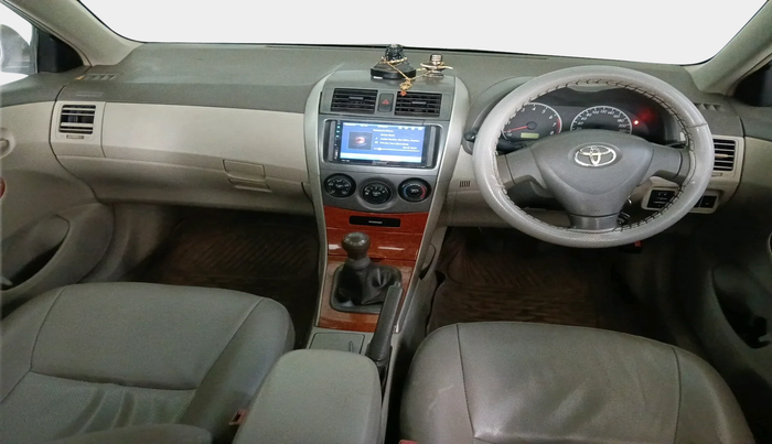 2011 Toyota Corolla Altis J PETROL, Petrol, Manual, 86,226 km, interior