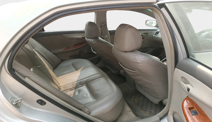 2011 Toyota Corolla Altis J PETROL, Petrol, Manual, 86,226 km, interior