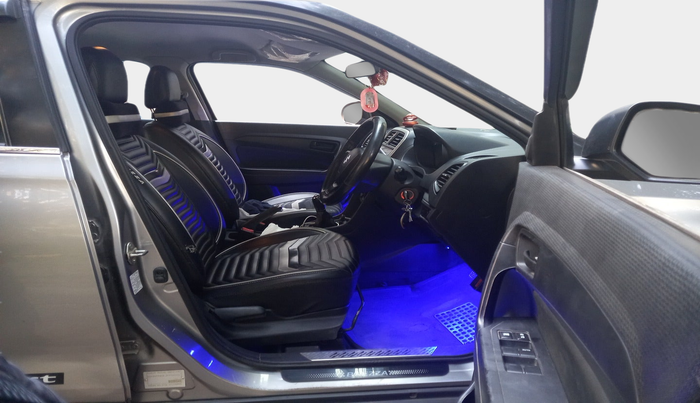 2018 Maruti Vitara Brezza VDI, Diesel, Manual, 38,940 km, interior