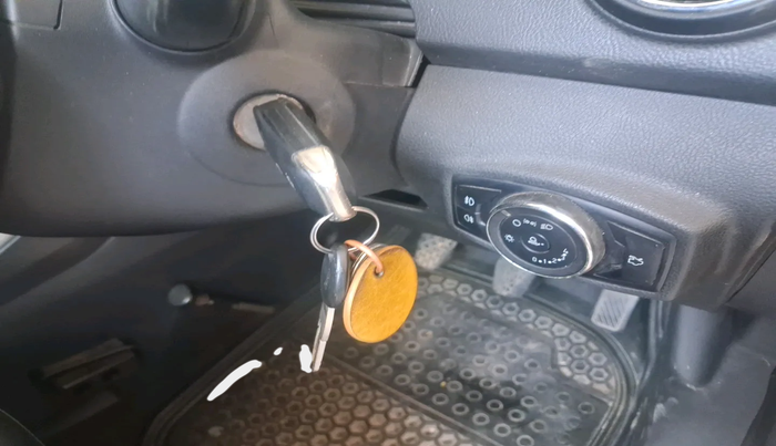 2015 Ford New Figo TITANIUM1.5 DIESEL, Diesel, Manual, 1,21,133 km, interior