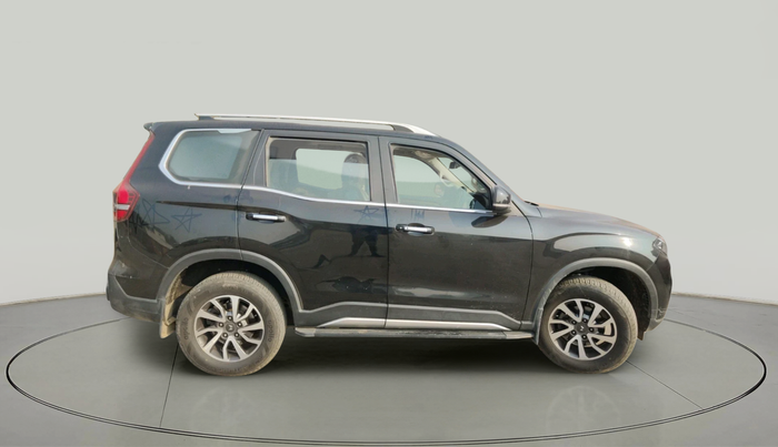 2024 Mahindra SCORPIO-N Z8 DIESEL MT 2WD 7 STR, Diesel, Manual, 30,057 km, exterior