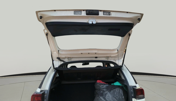 2020 KIA SONET HTK PLUS 1.2, Petrol, Manual, 15,670 km, exterior