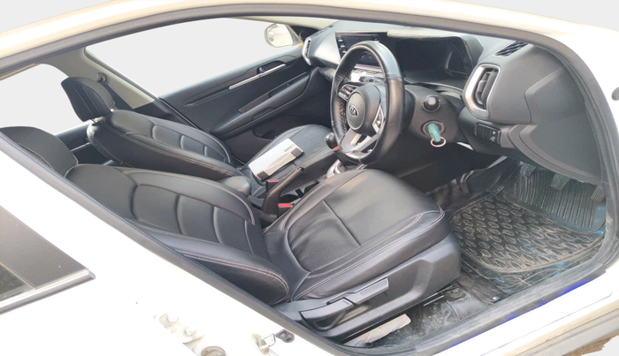 2020 KIA SONET HTK PLUS 1.2, Petrol, Manual, 15,670 km, interior