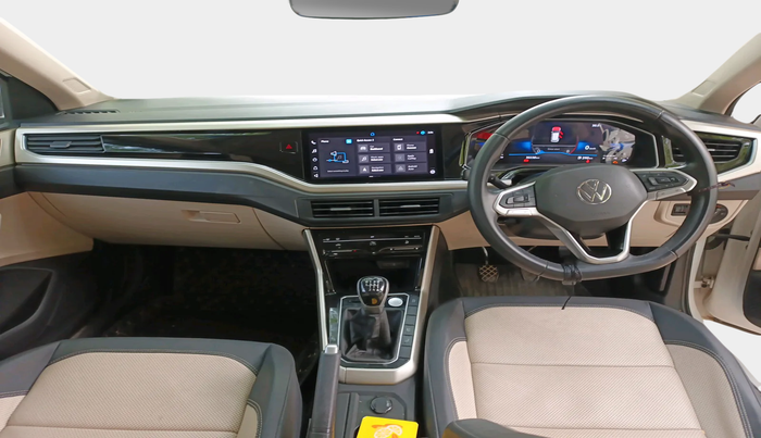 2022 Volkswagen VIRTUS TOPLINE TSI 1.0 MT, Petrol, Manual, 30,038 km, interior