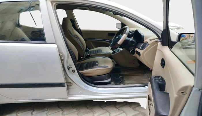 2010 Hyundai i10 MAGNA 1.2, Petrol, Manual, 90,795 km, interior