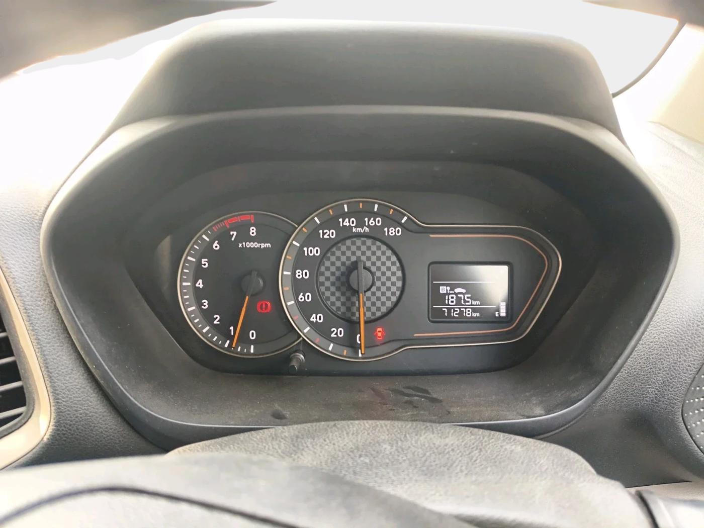 2018 Hyundai NEW SANTRO SPORTZ CNG, CNG, Manual, 71,278 km, interior