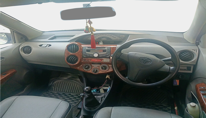 2011 Toyota Etios G, Petrol, Manual, 95,384 km, interior