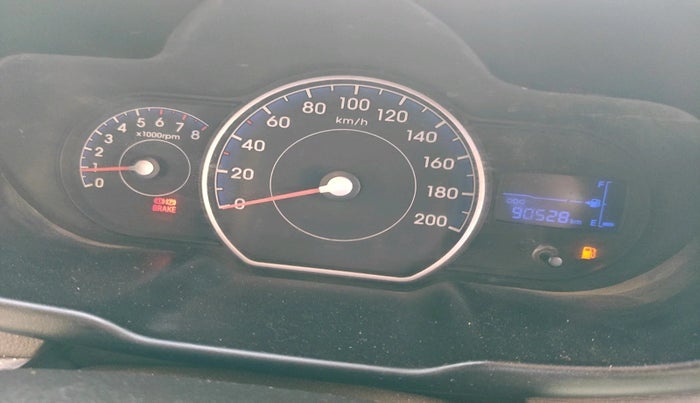 2015 Hyundai i10 SPORTZ 1.1, CNG, Manual, 90,528 km, interior