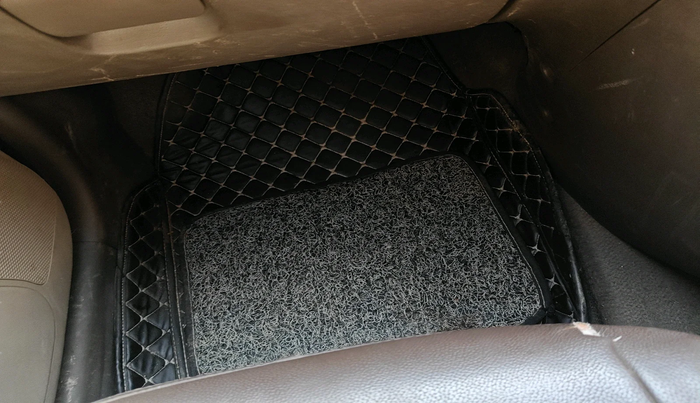 2015 Hyundai i10 SPORTZ 1.1, CNG, Manual, 90,528 km, interior