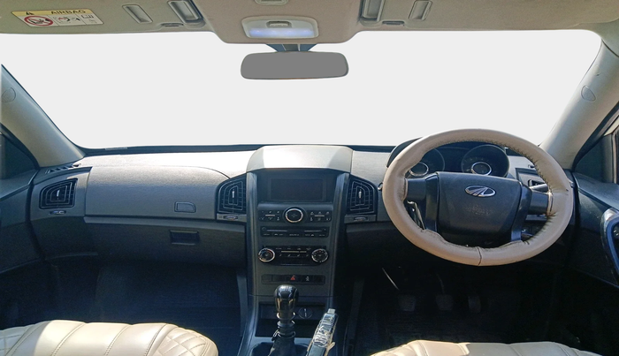 2019 Mahindra XUV500 W5, Diesel, Manual, 1,95,448 km, interior