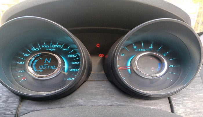 2019 Mahindra XUV500 W5, Diesel, Manual, 1,95,448 km, interior