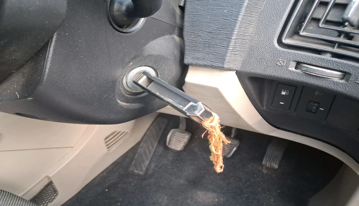 2016 Mahindra XUV500 W4 1.99, Diesel, Manual, 1,31,800 km, interior