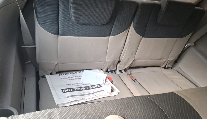 2016 Mahindra XUV500 W4 1.99, Diesel, Manual, 1,31,800 km, interior