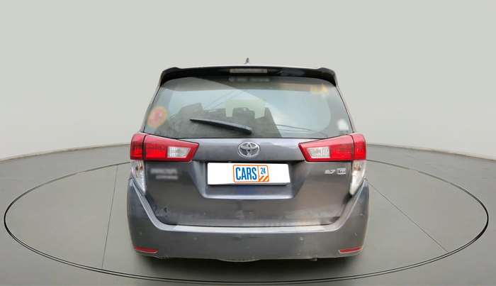 2021 Toyota Innova Crysta 2.7 GX 7 STR MT, Petrol, Manual, 55,501 km, exterior