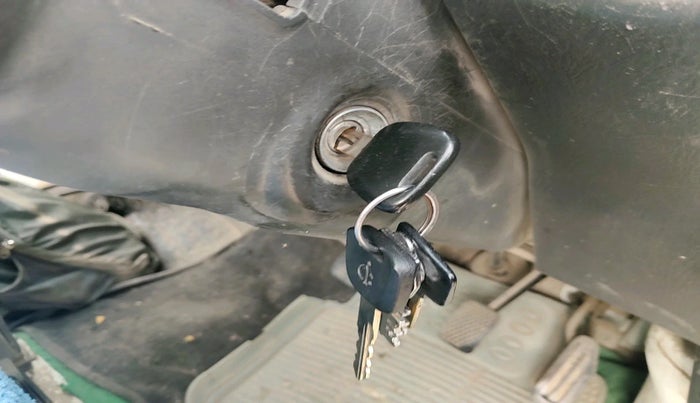 2010 Maruti Eeco 5 STR WITH A/C+HTR, Petrol, Manual, 1,15,733 km, interior