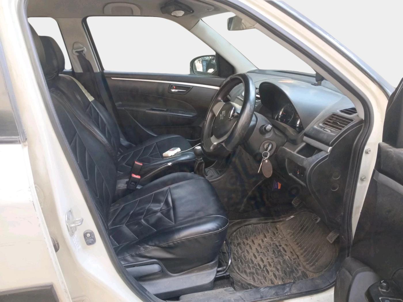 2013 Maruti Swift VXI, Petrol, Manual, 40,980 km, interior