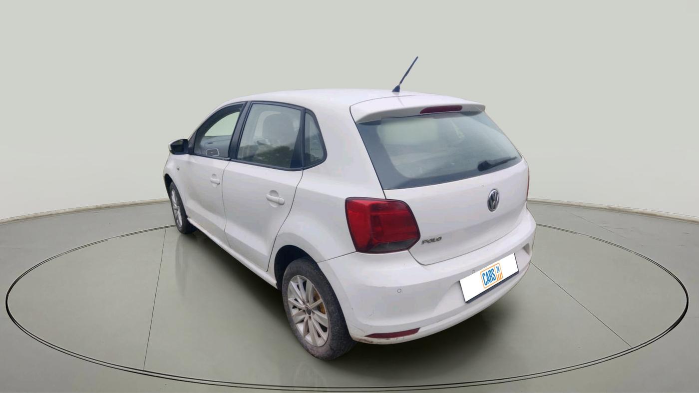 2015 Volkswagen Polo HIGHLINE1.2L, Petrol, Manual, 1,54,420 km, exterior
