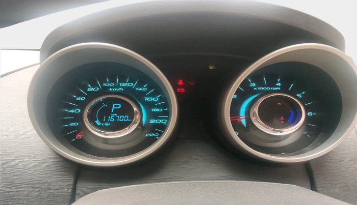 2017 Mahindra XUV500 W6 AT 1.99, Diesel, Automatic, 1,16,700 km, interior