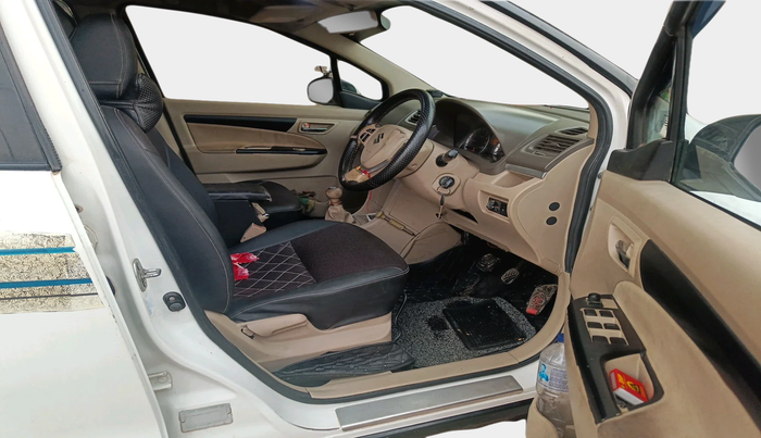 2016 Maruti Ertiga VXI CNG, Petrol, Manual, 1,75,340 km, interior