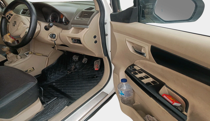 2016 Maruti Ertiga VXI CNG, Petrol, Manual, 1,75,340 km, interior